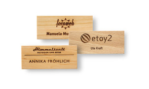 Namensschilder Holz mit Gravur