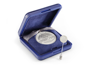 Medals: plastic medal case