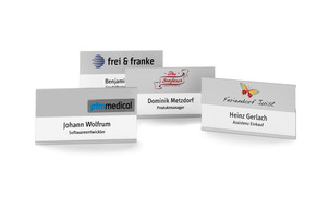 Name badges for names with an additional line
