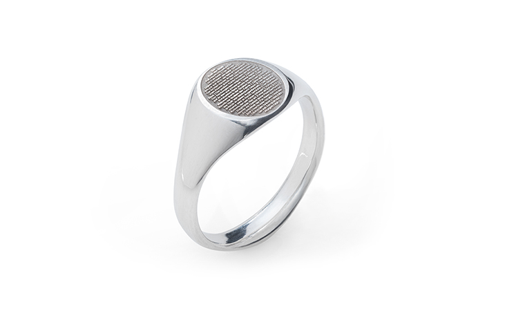 Signet Ring with Individual Laser Engraving