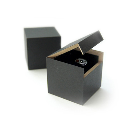 Jewellery & key rings: square MDF presentation box