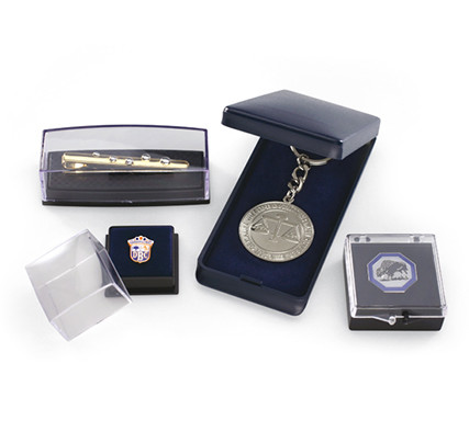 Paraíba Lapel Pin Badge Engraved Personalised Box Paraíba Lapel Pin Badge Engraved Personalised Box
