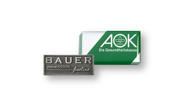 Plaketten und Embleme mit Firmenlogo